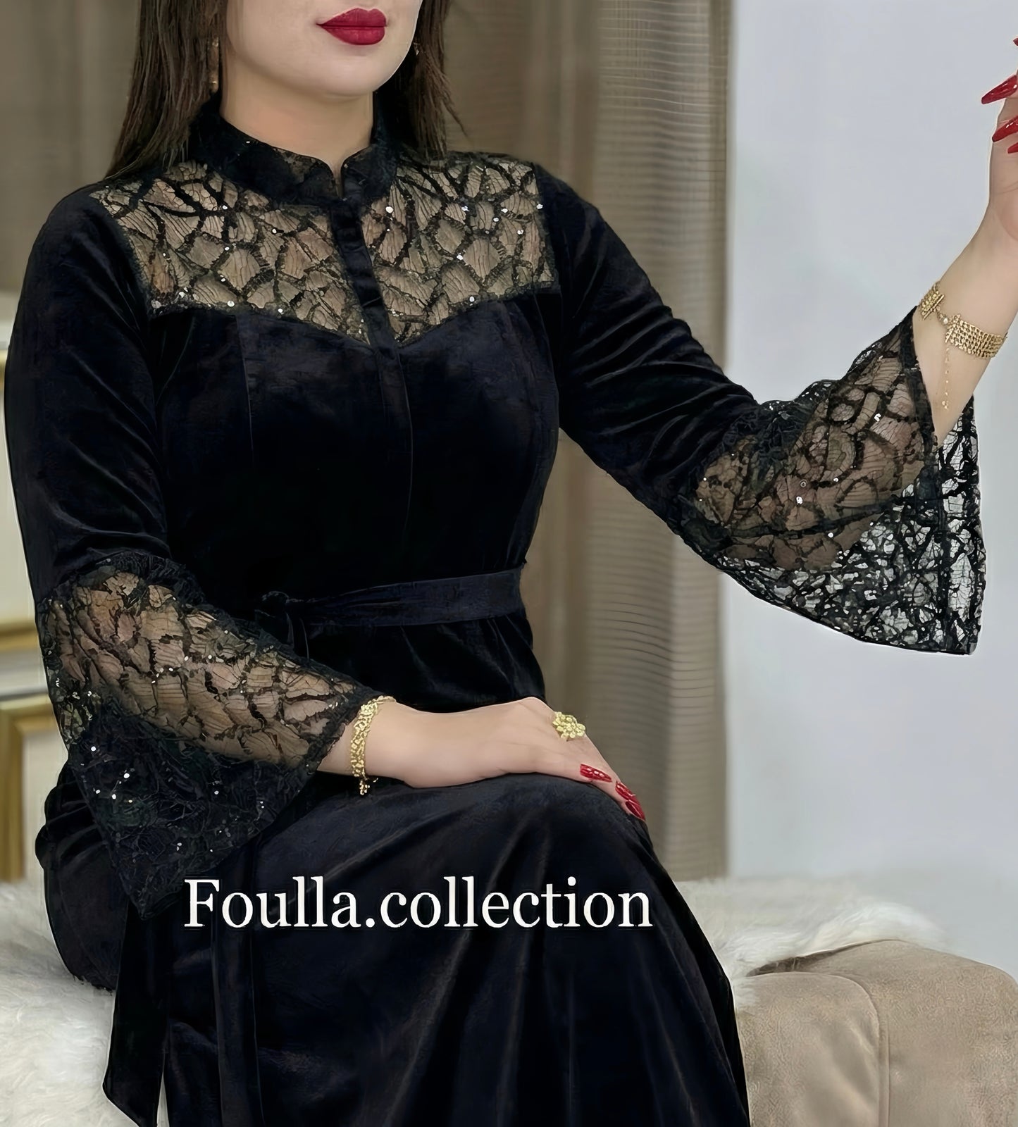 فستان قمرة اسود