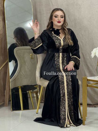قفطان شانيل اسود