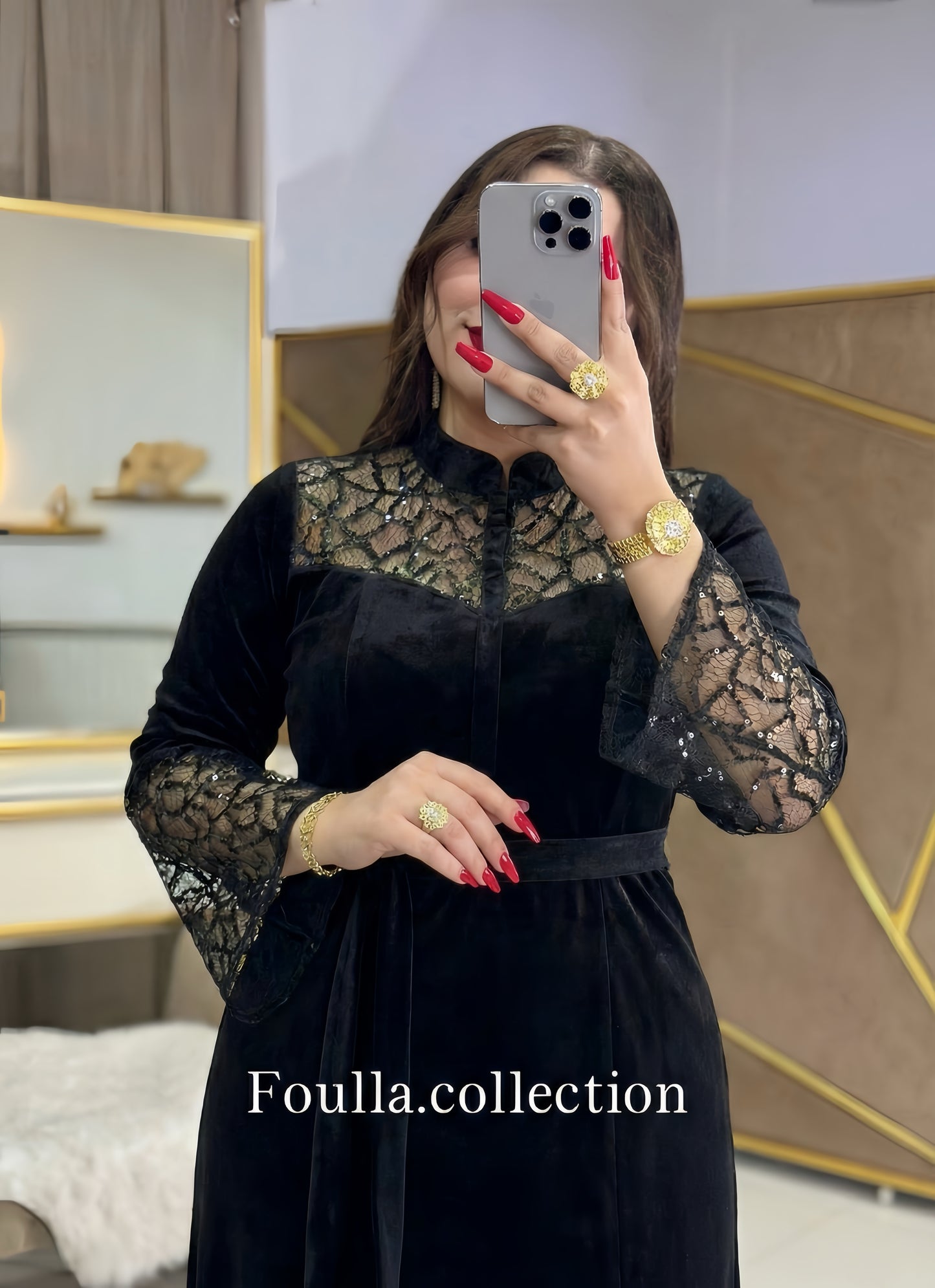 فستان قمرة اسود