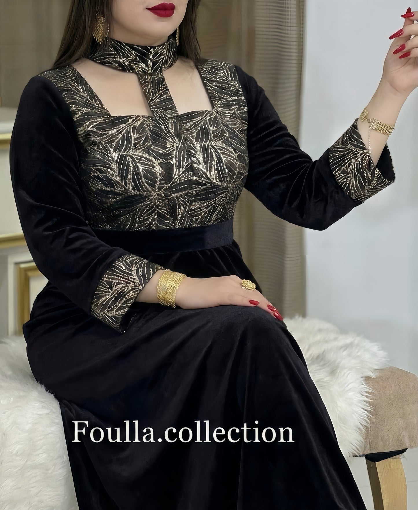 فستان اليرقة اسود