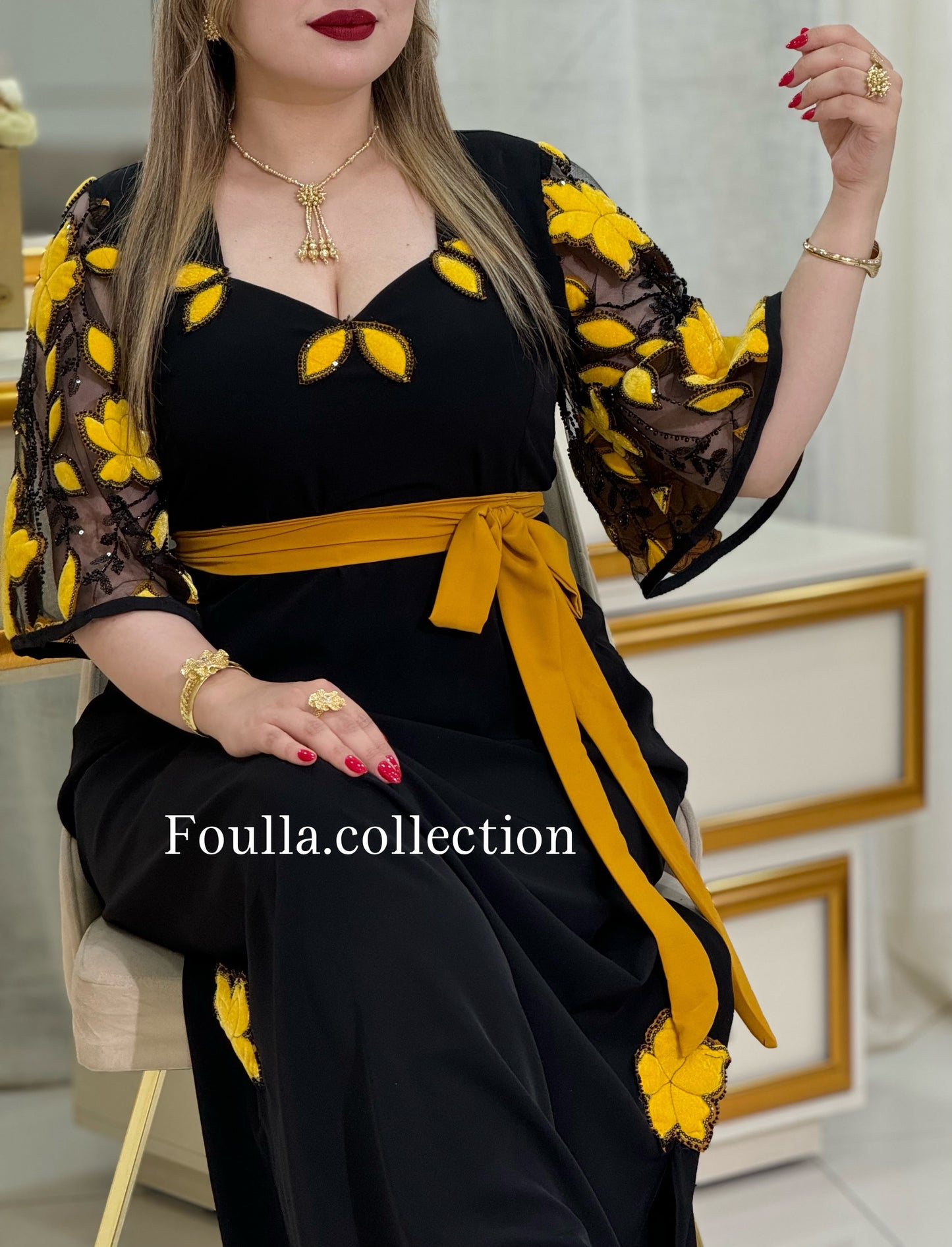 فستان نسرين اصفر