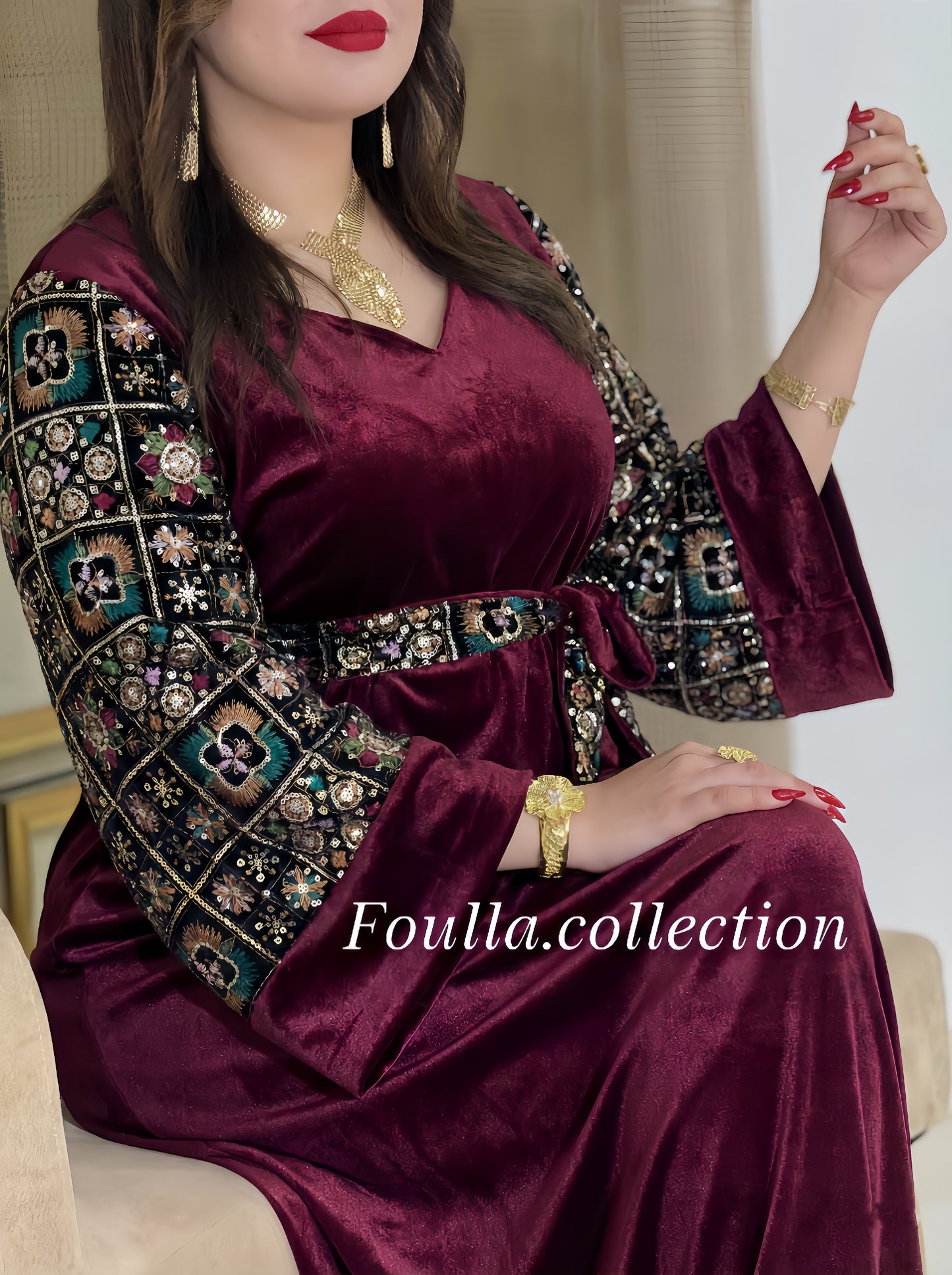 فستان نرجس بورغاندي