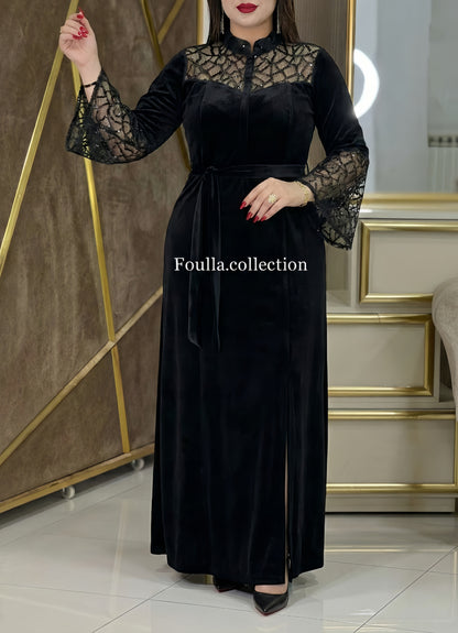 فستان قمرة اسود